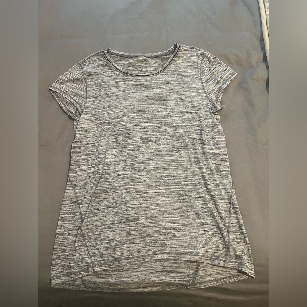 Lululemon T Shirt size 4